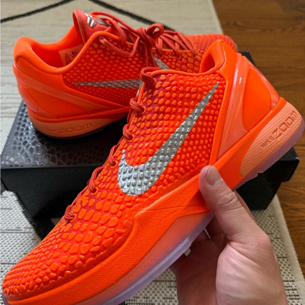 Kobe 6 total orange size 11 brand new